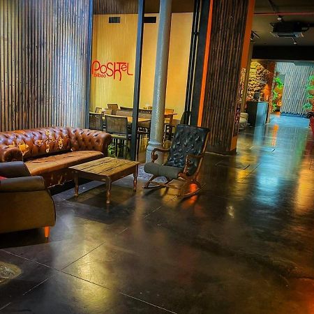 Poshtel Bilbao - Premium Hostel Luaran gambar