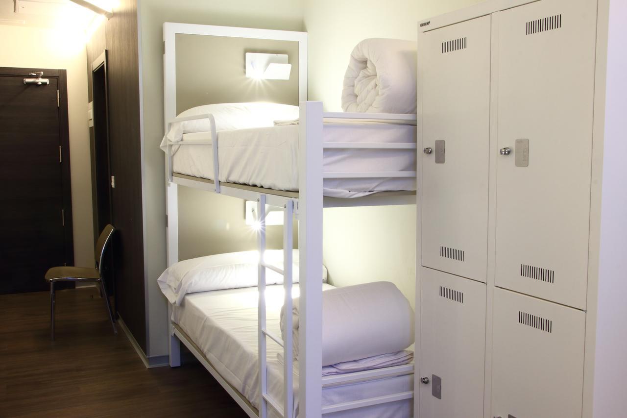Poshtel Bilbao - Premium Hostel Luaran gambar