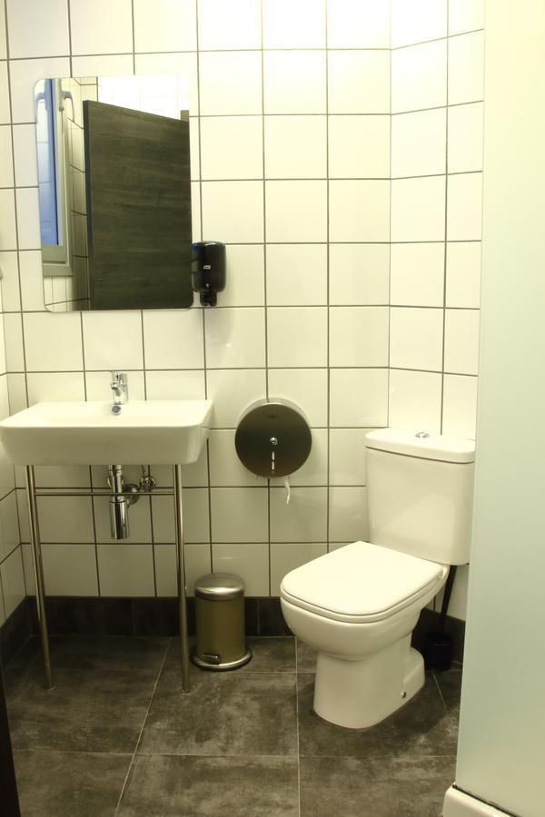 Poshtel Bilbao - Premium Hostel Luaran gambar