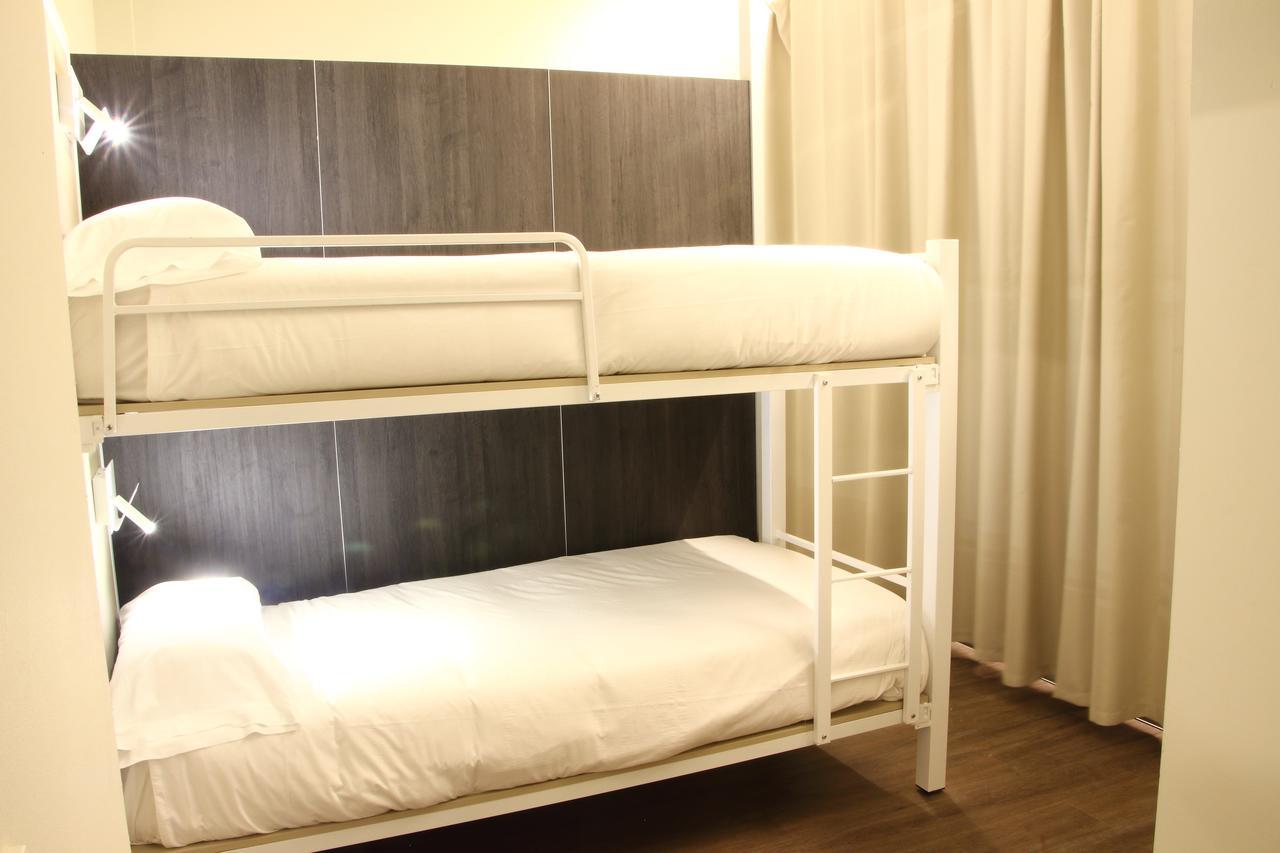 Poshtel Bilbao - Premium Hostel Luaran gambar