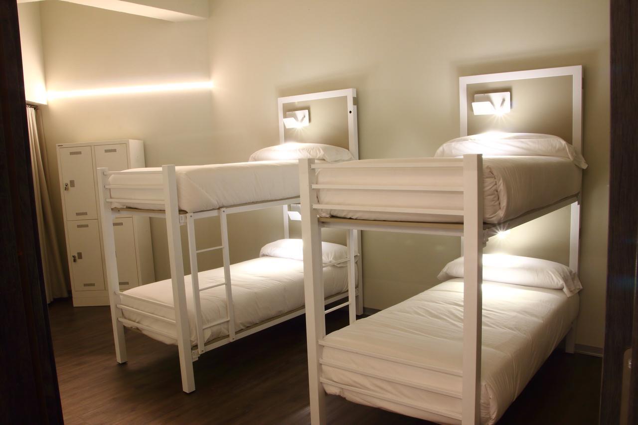 Poshtel Bilbao - Premium Hostel Luaran gambar