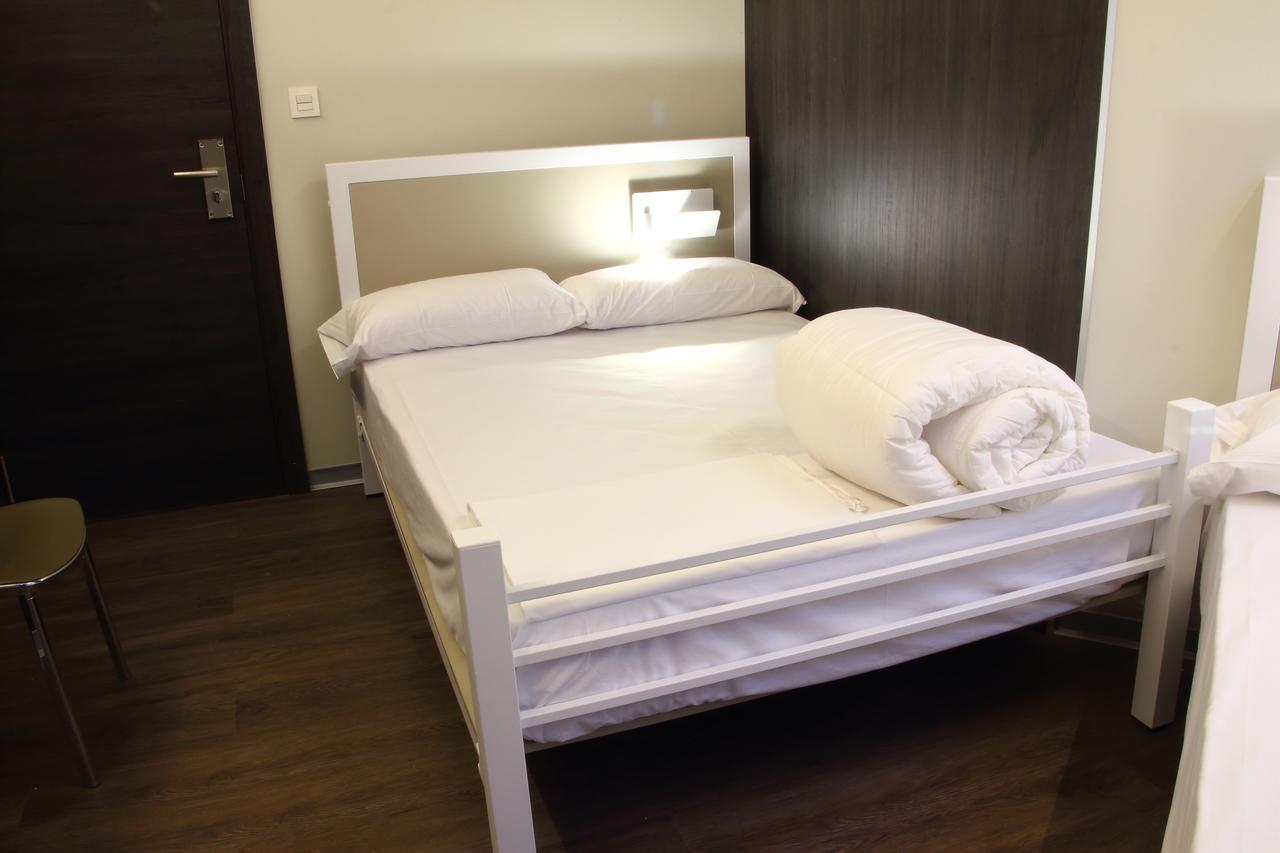 Poshtel Bilbao - Premium Hostel Luaran gambar